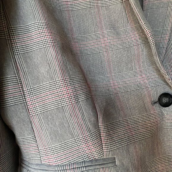 Tahari by Arthur S. Levine Women's Petite Plaid Pe - Picture 4 of 9